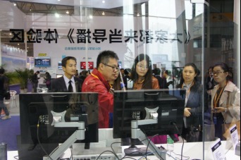索尼引領(lǐng)4K浪潮 2015四川電視節(jié)全鏈路解決方案驚艷亮相